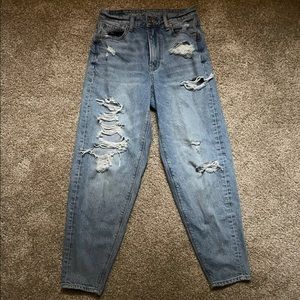 American Eagle Relaxed Mom Jeans